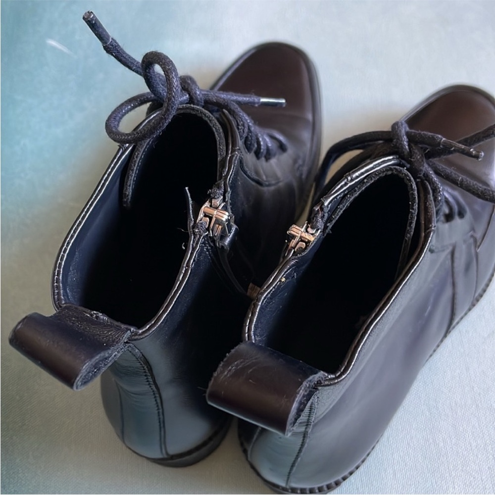 Everlane Leather Lace Up Boots - Picture 11 of 11